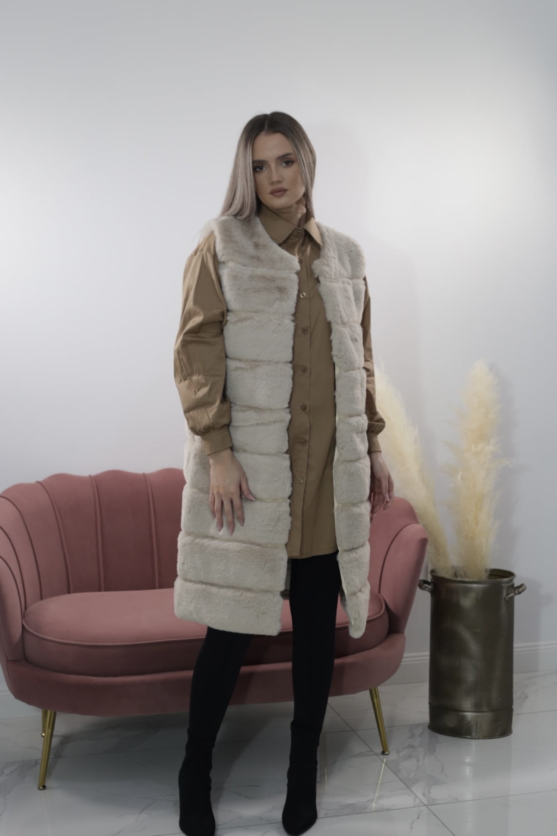 Surrey pick honor Vesta Molna lunga blana artificiala accezorizata cu buzunare lateral »  Astrid Shop